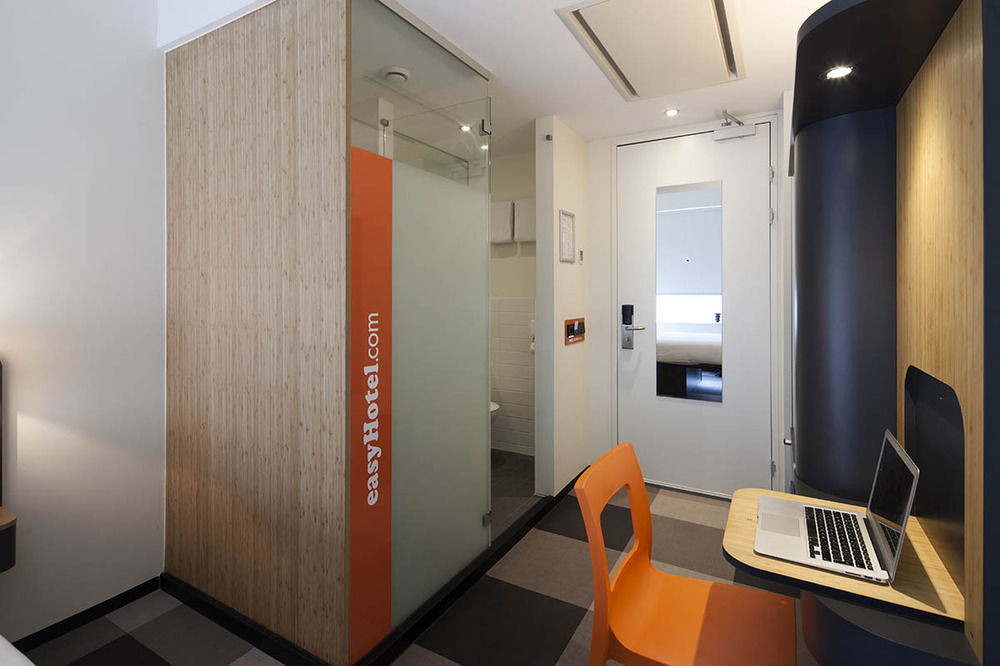 Easyhotel Centre 3* Bruxelles